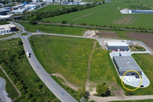 Komerčný stavebný pozemok 3665 m² + 701 m² komunikácia — fotografia 5