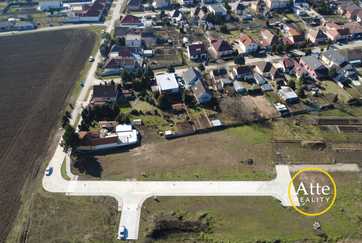 Križovany pozemky na predaj